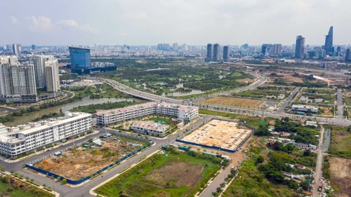 Đấu giá quyền sử dụng đất theo giá đất thị trường ở Việt Nam hiện nay
