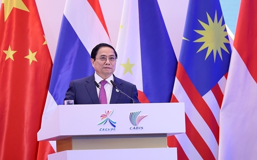 Phấn đấu đưa kim ngạch thương mại Trung Quốc - ASEAN vượt mức 1 000 tỷ USD