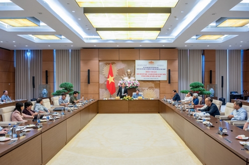 Đổi mới hoạt động lập hiến đáp ứng yêu cầu xây dựng, hoàn thiện Nhà nước pháp quyền xã hội chủ nghĩa Việt Nam