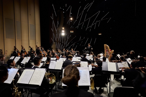Dàn nhạc Giao hưởng Mặt trời SSO trình diễn nhiều tác phẩm bất hủ của P Tchaikovsky dịp Giáng sinh