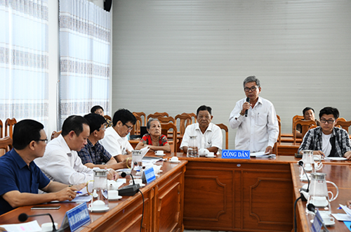 Chủ tịch UBND tỉnh Cà Mau Huỳnh Quốc Việt tiếp công dân định kỳ