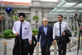 Cựu Bộ trưởng Bộ Giao thông Singapore đối mặt 8 cáo buộc liên quan đến hối lộ